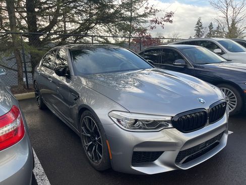 Used 2019 BMW M5 w/ Executive Package image 2