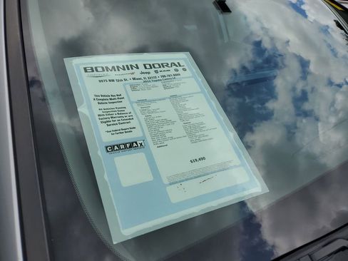 Used 2022 Toyota Camry LE image 10