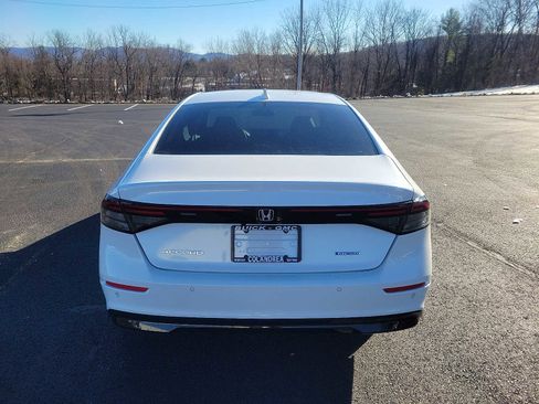 Used 2025 Honda Accord EX-L image 5