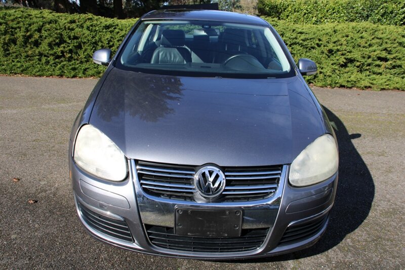 Used 2005 Volkswagen Jetta 2.5 FWD image 10