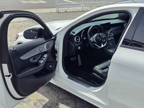 Used 2019 Mercedes-Benz C 300 Sedan image 38
