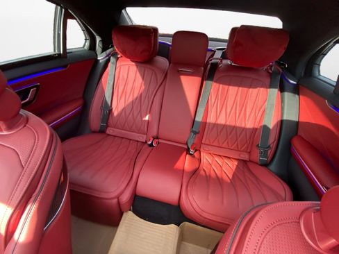 New 2026 Mercedes-Benz S 63 AMG S image 12