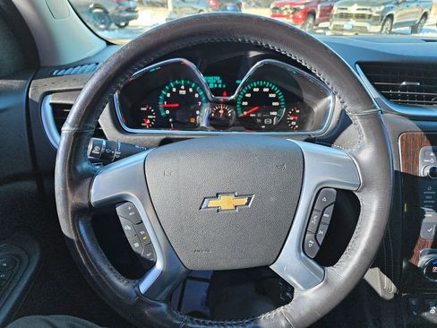 Used 2017 Chevrolet Traverse Premier image 11