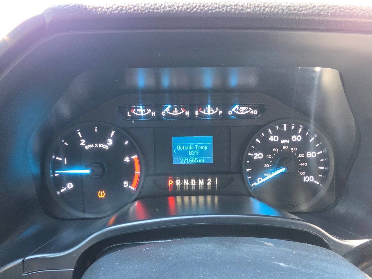 Used 2017 Ford F250 XL w/ Power Equipment Group AWD/4WD image 25