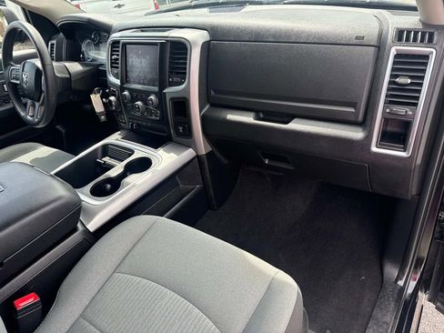 Used 2022 RAM 1500 Classic SLT w/ Electronics Group image 10