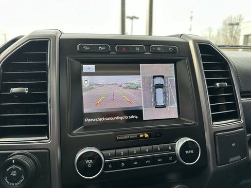 Used 2021 Ford Expedition Platinum image 30