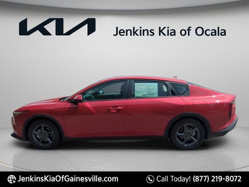 New 2026 Kia K4 LXS image 6