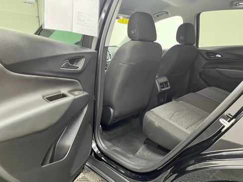 Used 2023 Chevrolet Equinox LT AWD/4WD image 36
