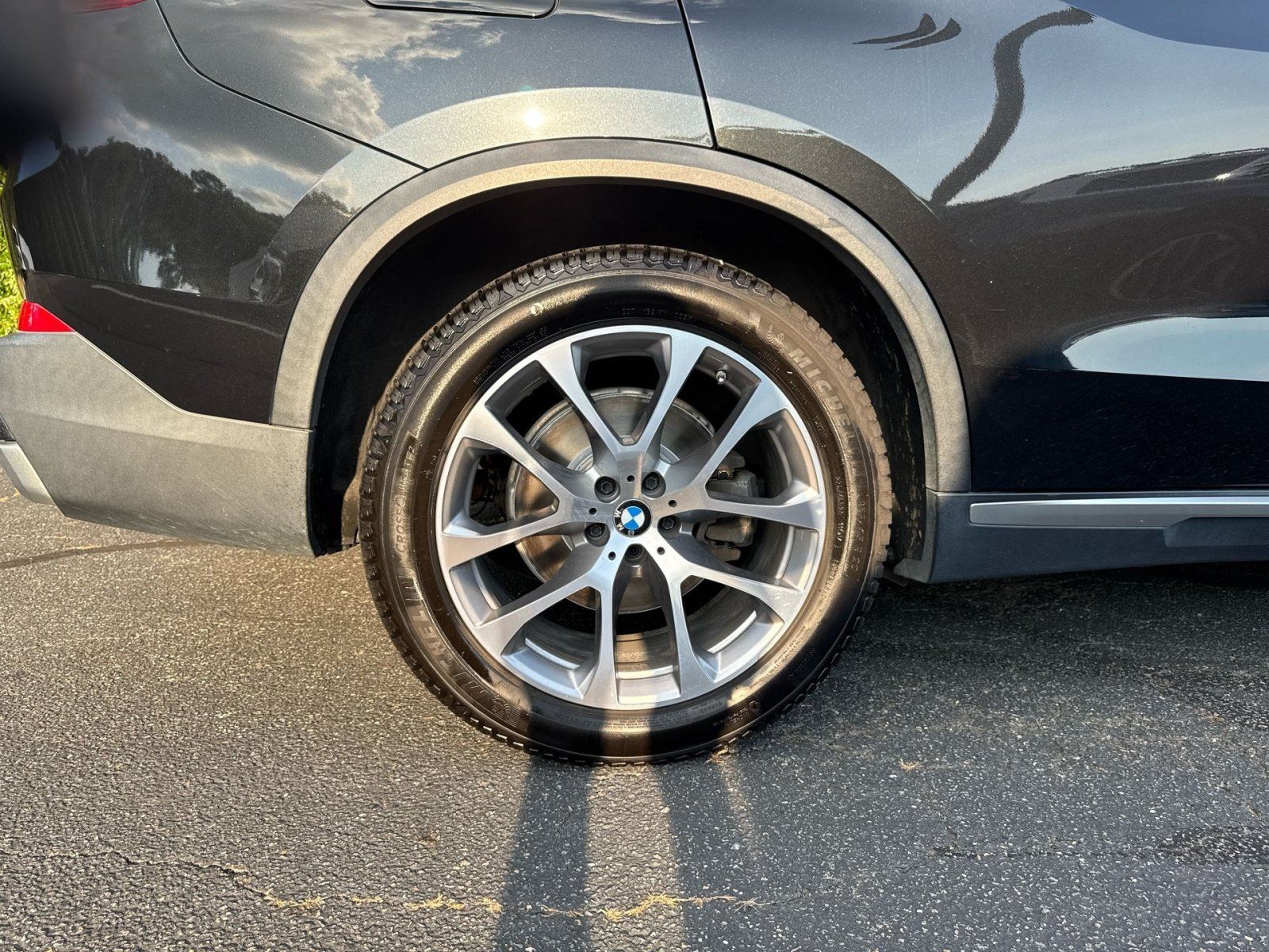 Used 2019 BMW X5 xDrive40i w/ Premium Package 2 AWD/4WD image 31