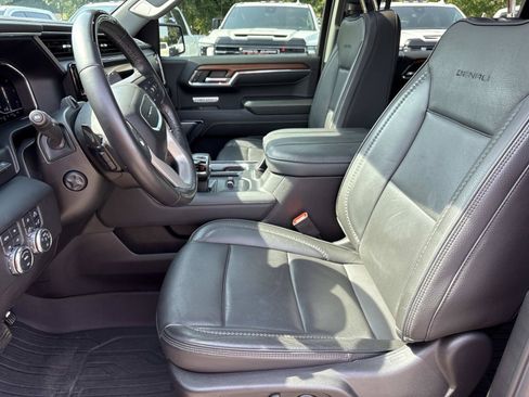 Used 2023 GMC Sierra 1500 Denali w/ Technology Package AWD/4WD image 16