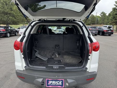 Used 2012 Chevrolet Traverse LT AWD/4WD image 8