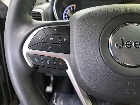 Used 2022 Jeep Grand Cherokee Limited AWD/4WD image 18