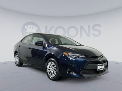 Used 2019 Toyota Corolla LE image 8