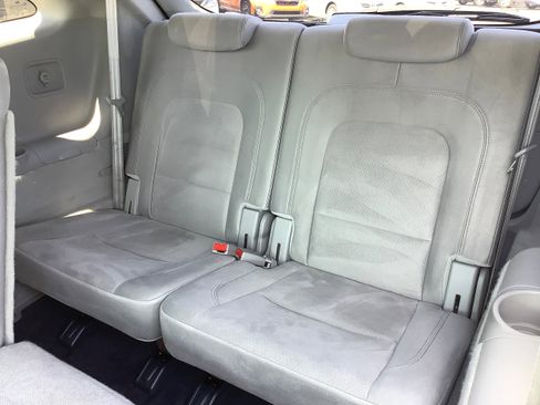 Used 2010 Hyundai Veracruz GLS image 15