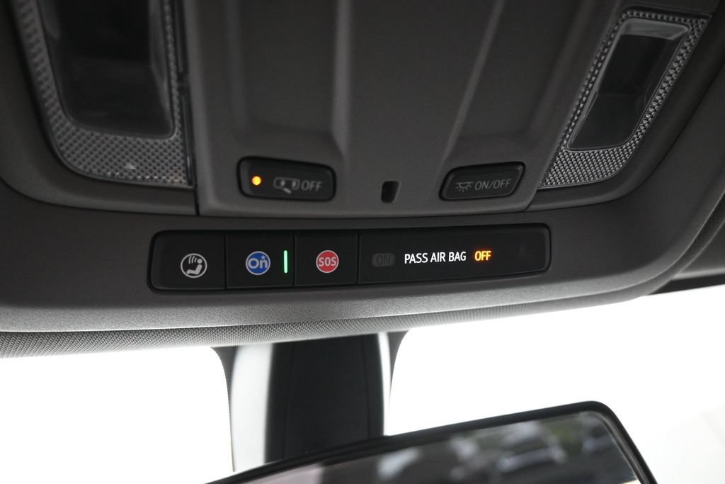 Used 2021 Chevrolet Silverado 1500 Custom RWD image 32