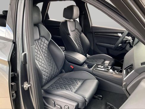 Used 2025 Audi SQ5 Premium Plus AWD/4WD image 9