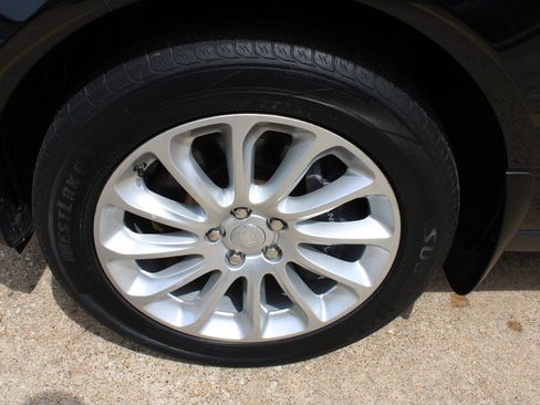 Used 2020 Land Rover Range Rover HSE AWD/4WD image 11