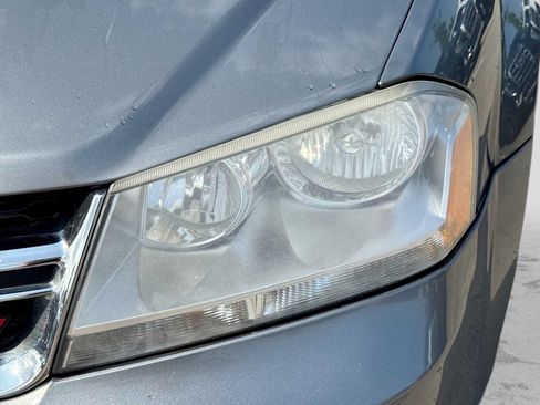 Used 2013 Dodge Avenger SE FWD image 9