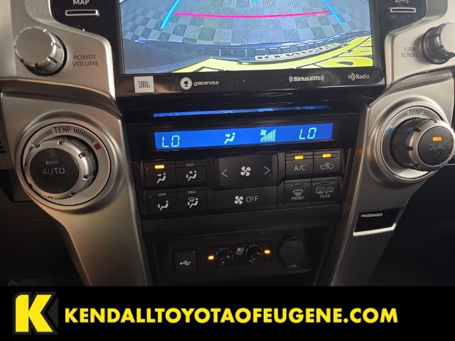 Used 2021 Toyota 4Runner Limited AWD/4WD image 21