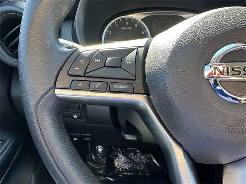 Used 2021 Nissan Kicks S image 12