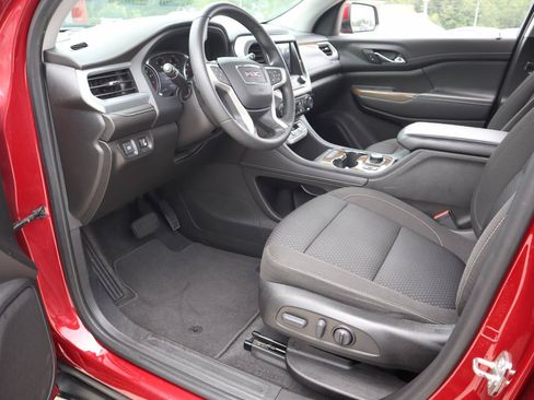 Used 2022 GMC Acadia SLE w/ Driver Convenience Package FWD image 42