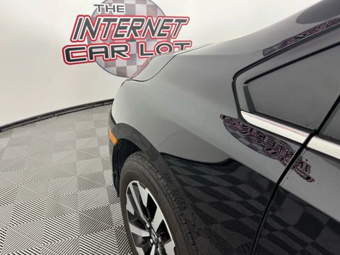 Used 2025 Honda Odyssey EX-L image 24