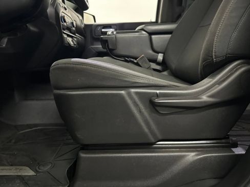 Used 2020 Chevrolet Silverado 1500 Custom w/ Custom Value Package RWD image 34