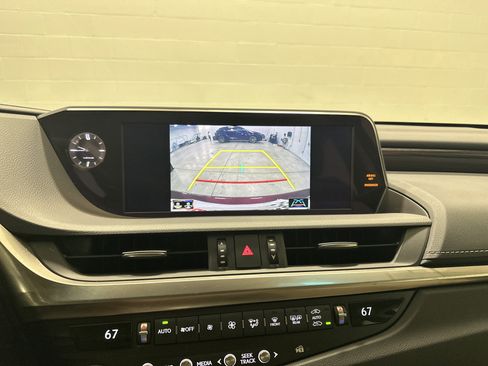 Used 2021 Lexus ES 250 w/ Premium Package AWD/4WD image 25