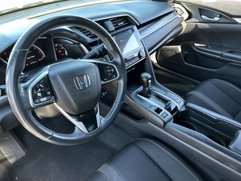 Used 2019 Honda Civic Sport image 10