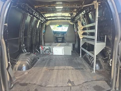 Used 2019 Chevrolet Express 2500 w/ Driver Convenience Package RWD image 5