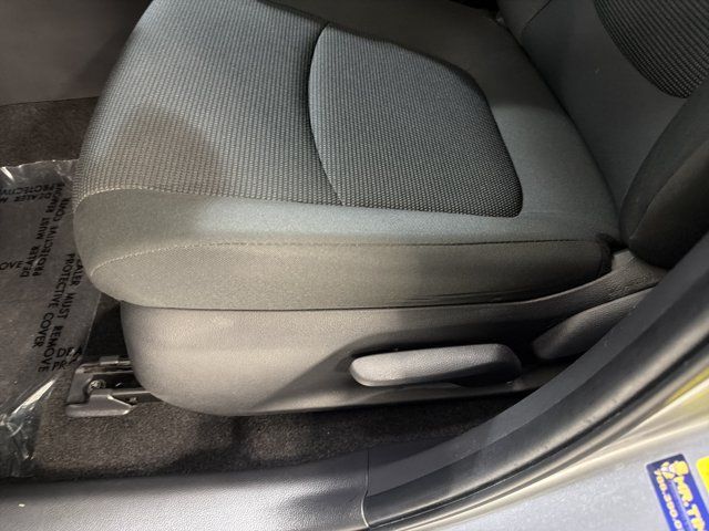 Used 2023 Toyota RAV4 LE FWD image 16