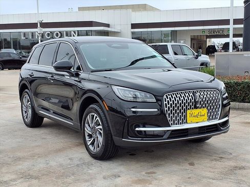 Used 2025 Lincoln Corsair FWD image 6