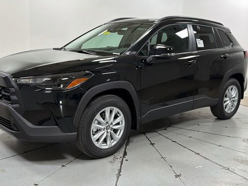 New 2026 Toyota Corolla Cross LE image 1