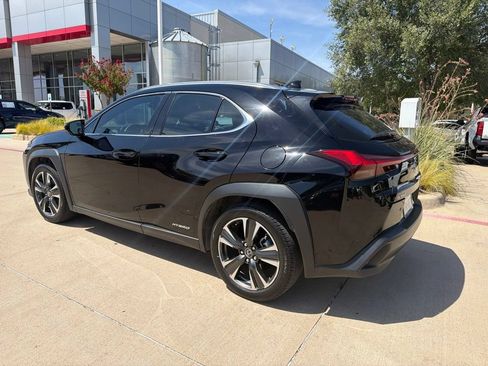 Used 2021 Lexus UX 250h w/ Premium Package AWD/4WD image 7