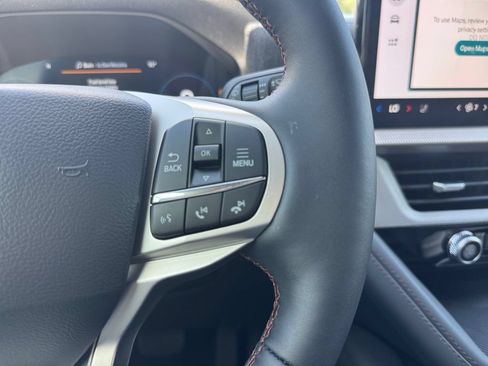 New 2026 Ford Explorer Active w/ Active Comfort Package RWD image 38