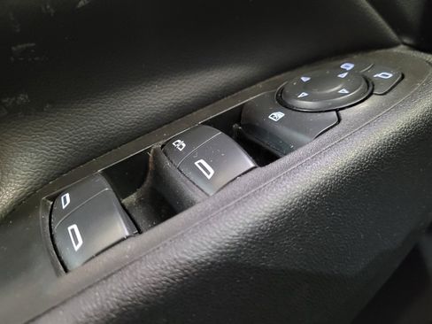 Used 2022 Chevrolet Equinox LT AWD/4WD image 27