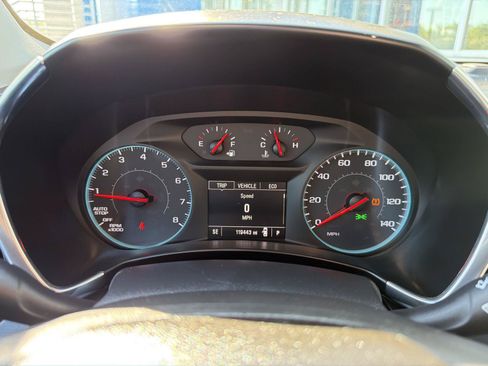Used 2018 Chevrolet Equinox LT AWD/4WD image 23