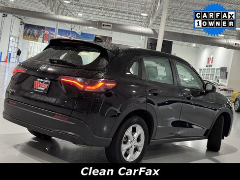 Used 2024 Honda HR-V LX image 3
