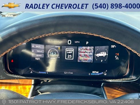 Used 2024 Jeep Grand Wagoneer L Series III AWD/4WD image 14