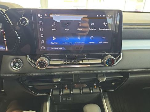 Certified 2023 Chevrolet Colorado LT AWD/4WD image 15