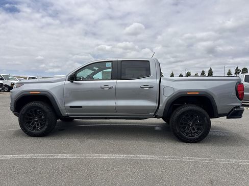 New 2026 GMC Canyon Elevation w/ LPO, Black Badging Package RWD image 5