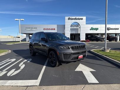 New 2026 Jeep Grand Cherokee Limited w/ Limited Altitude Package