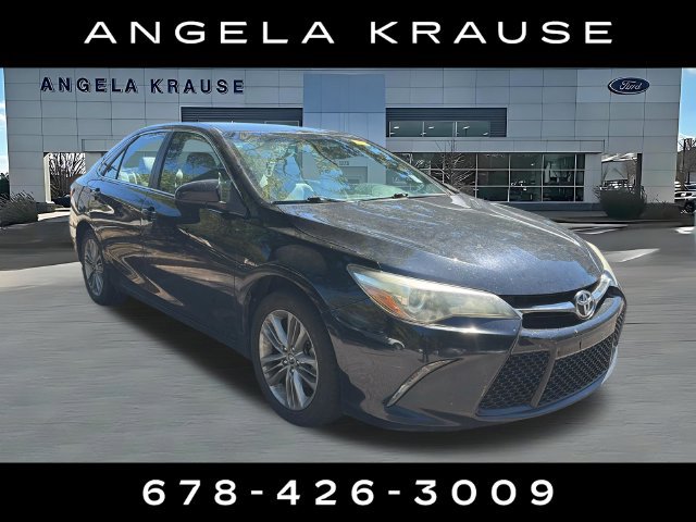 Used 2016 Toyota Camry SE FWD image 1