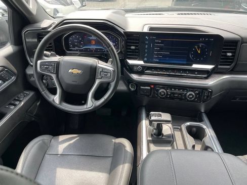 Used 2023 Chevrolet Silverado 1500 LTZ AWD/4WD image 8
