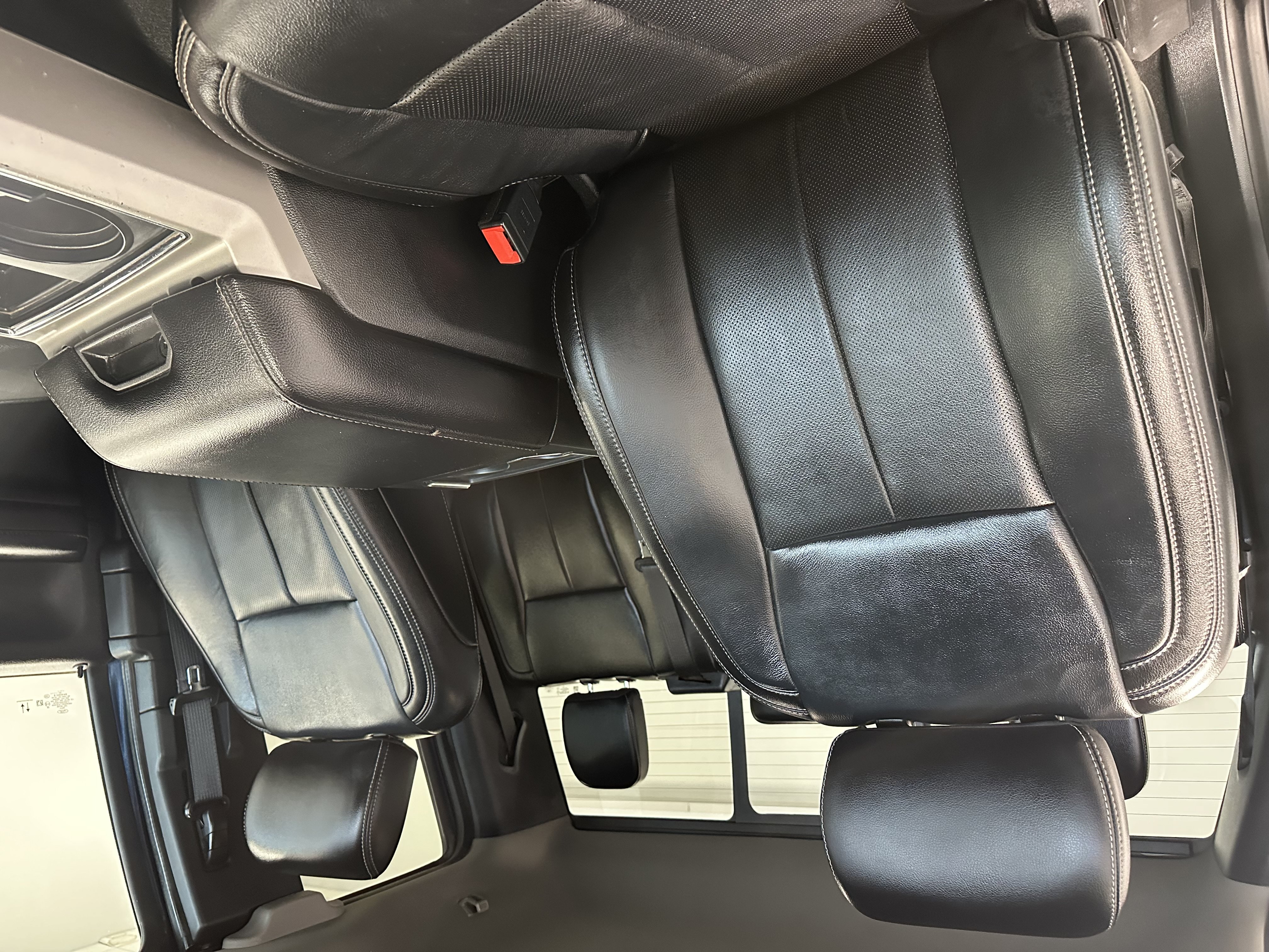 Used 2020 Ford F350 Lariat w/ Lariat Value Package AWD/4WD image 16