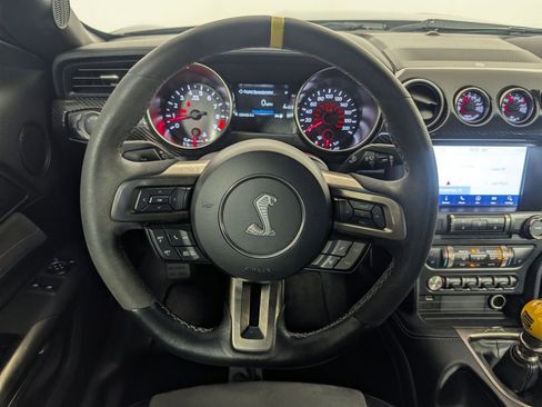 Used 2019 Ford Mustang Shelby GT350 w/ Technology Package image 17