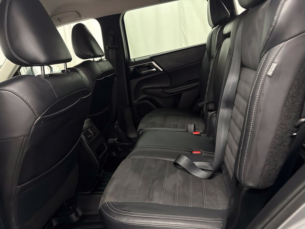 Used 2022 Mitsubishi Outlander SE FWD image 20