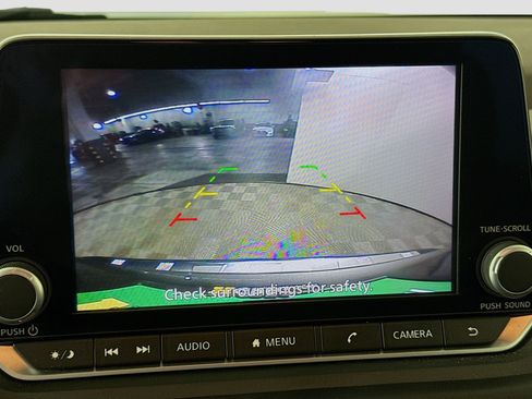 Used 2023 Nissan Rogue SV FWD image 19
