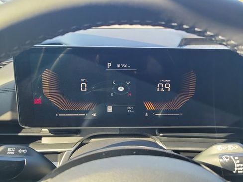 New 2026 Kia Carnival FWD image 19