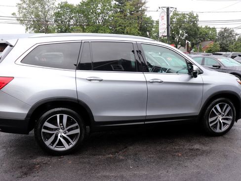 Used 2016 Honda Pilot Touring image 6